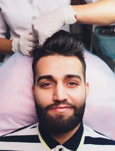 Biopsja skóry głowy