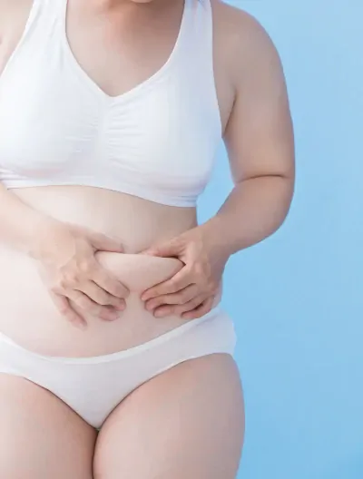 Medycyna estetyczna: Zabiegi na obwisłą skórę na brzuchu